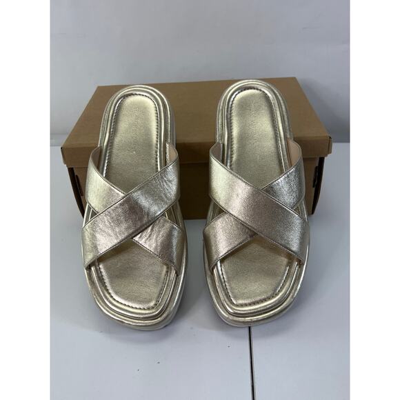Stuart Weitzman Gold Leather Comfort Sandals Women's Size 6.5